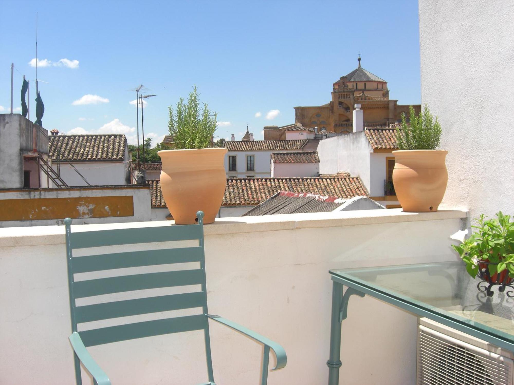 Apartamentos Los Patios De La Juderia Кордова Екстер'єр фото