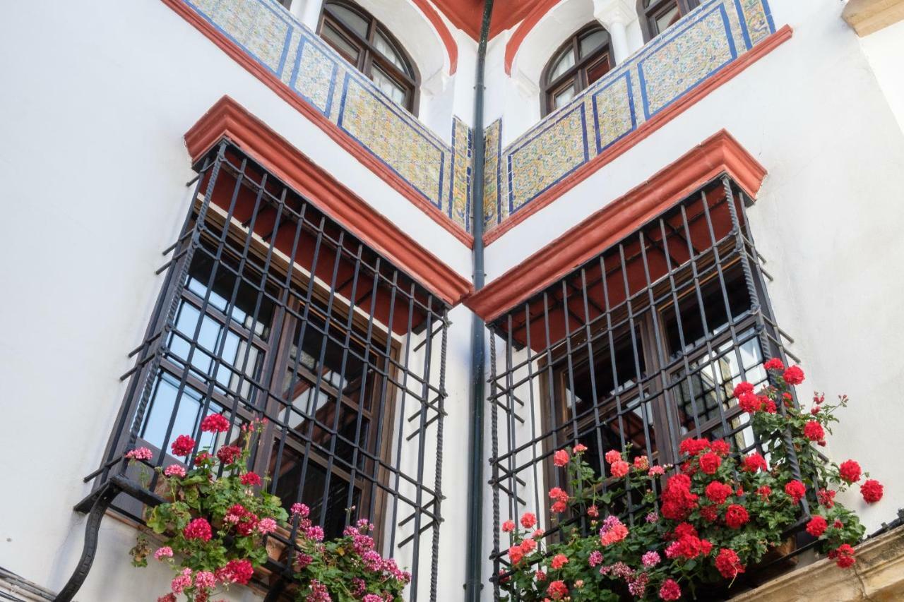 Apartamentos Los Patios De La Juderia Кордова Екстер'єр фото